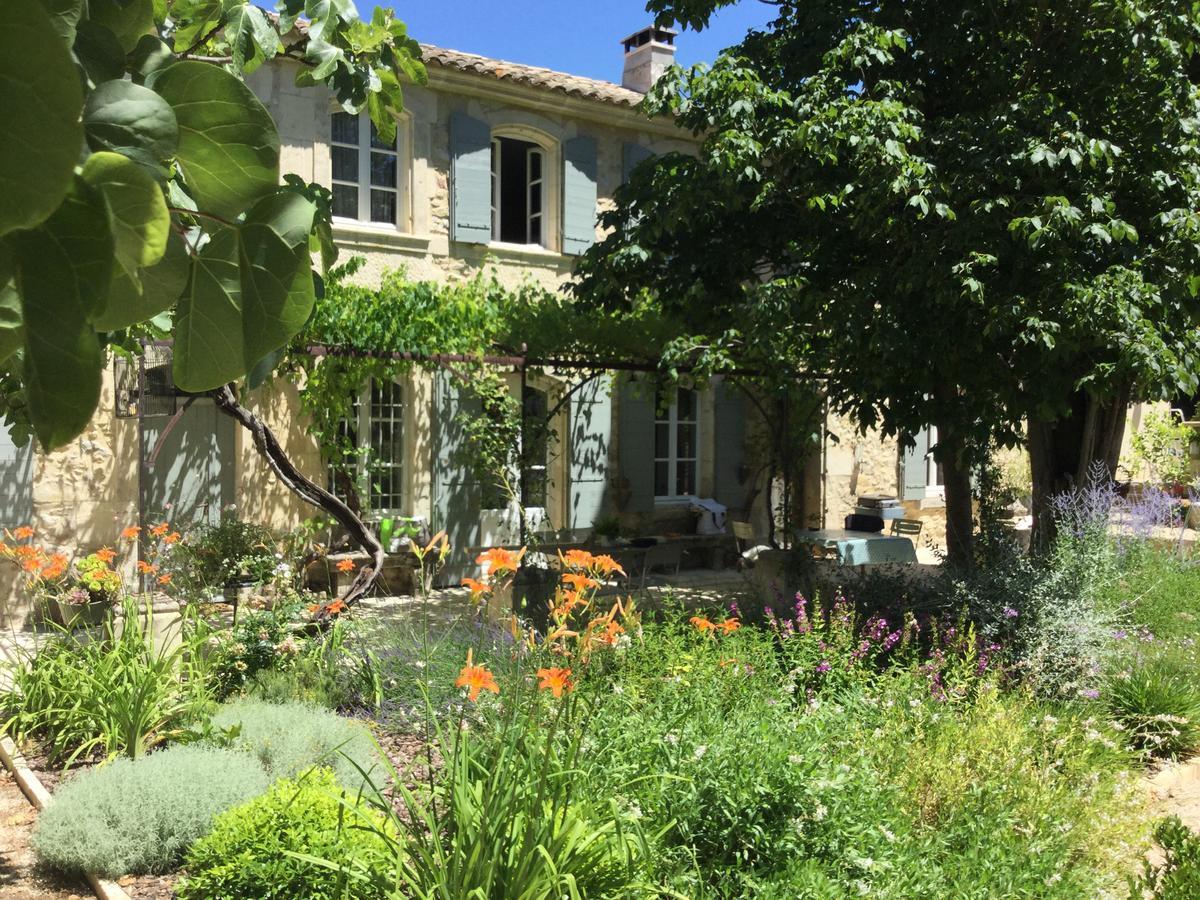 Mas De Rique Hotel Saint-Étienne-du-Grès Eksteriør billede